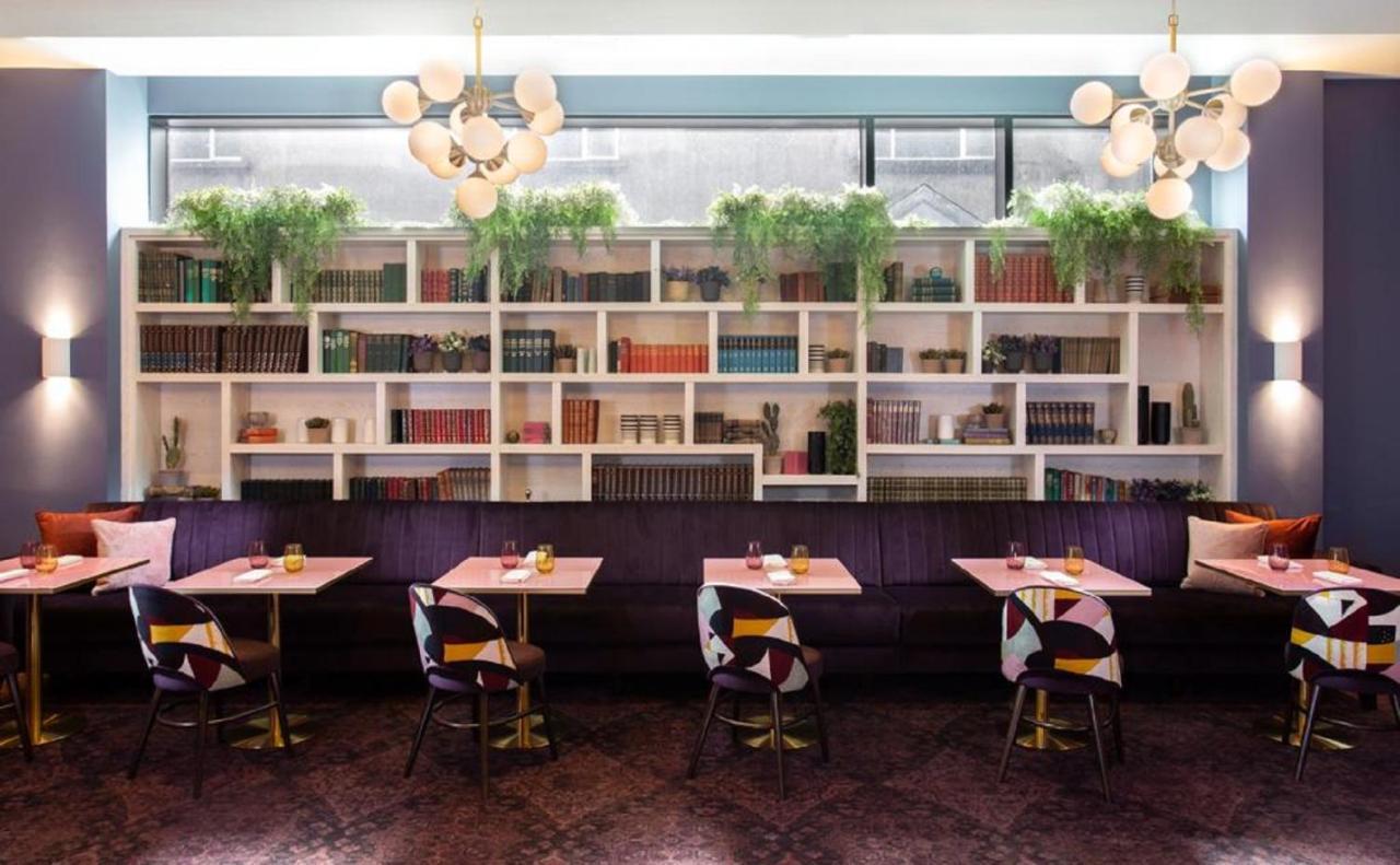 Limerick Junction The Savoy Hotel מראה חיצוני תמונה The interior of the restaurant