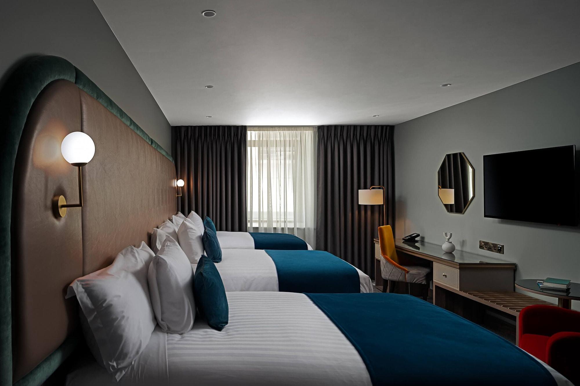 Limerick Junction The Savoy Hotel מראה חיצוני תמונה A room at the hotel