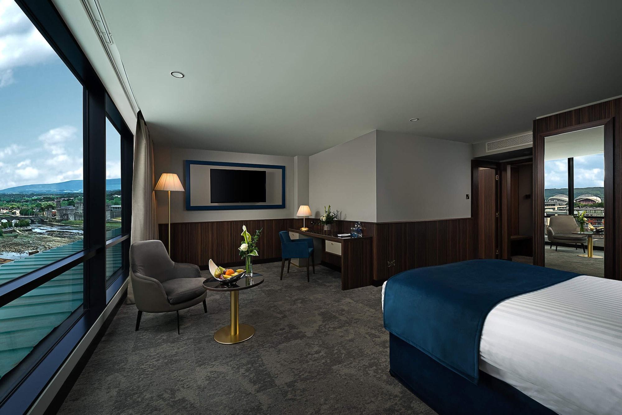 Limerick Junction The Savoy Hotel מראה חיצוני תמונה Deluxe Room