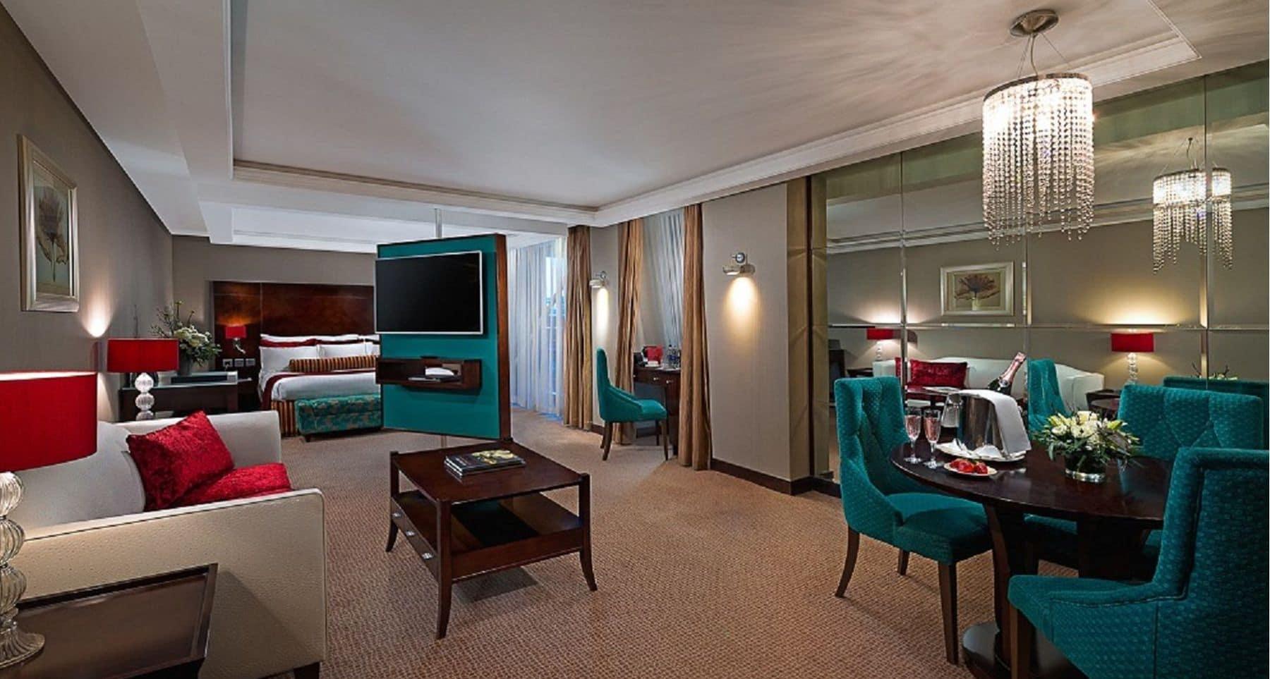 Limerick Junction The Savoy Hotel מראה חיצוני תמונה Suite at the InterContinental London