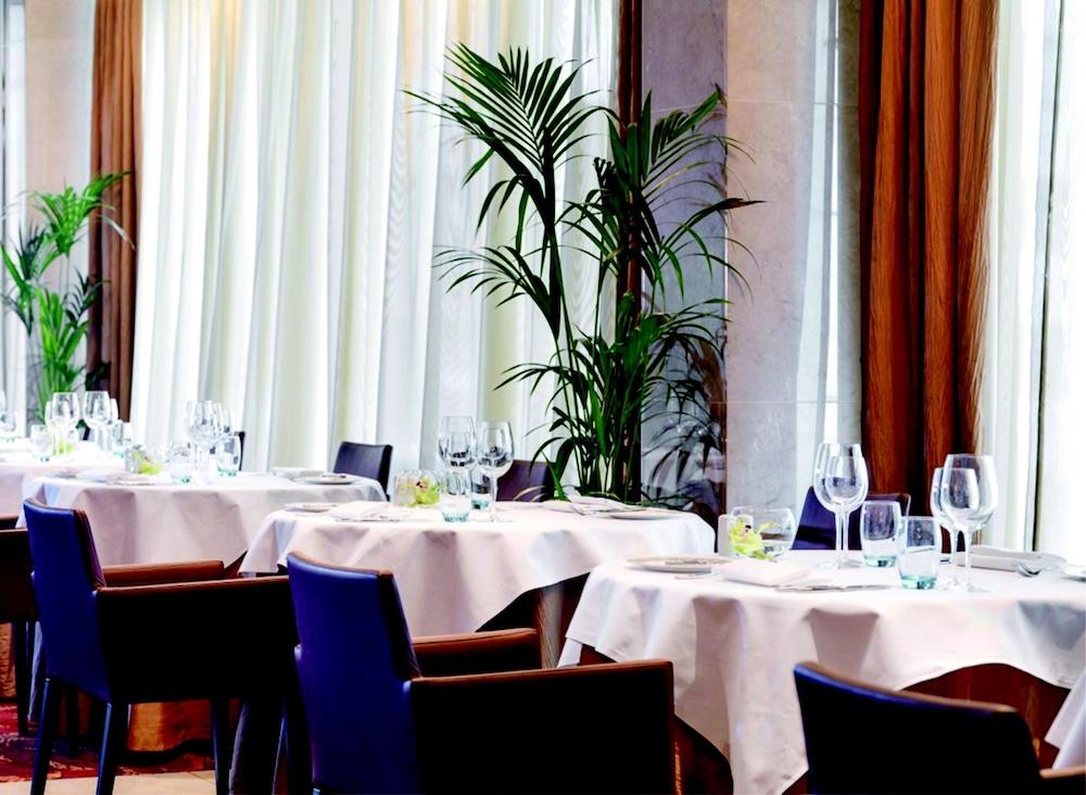 Limerick Junction The Savoy Hotel מראה חיצוני תמונה Restaurant