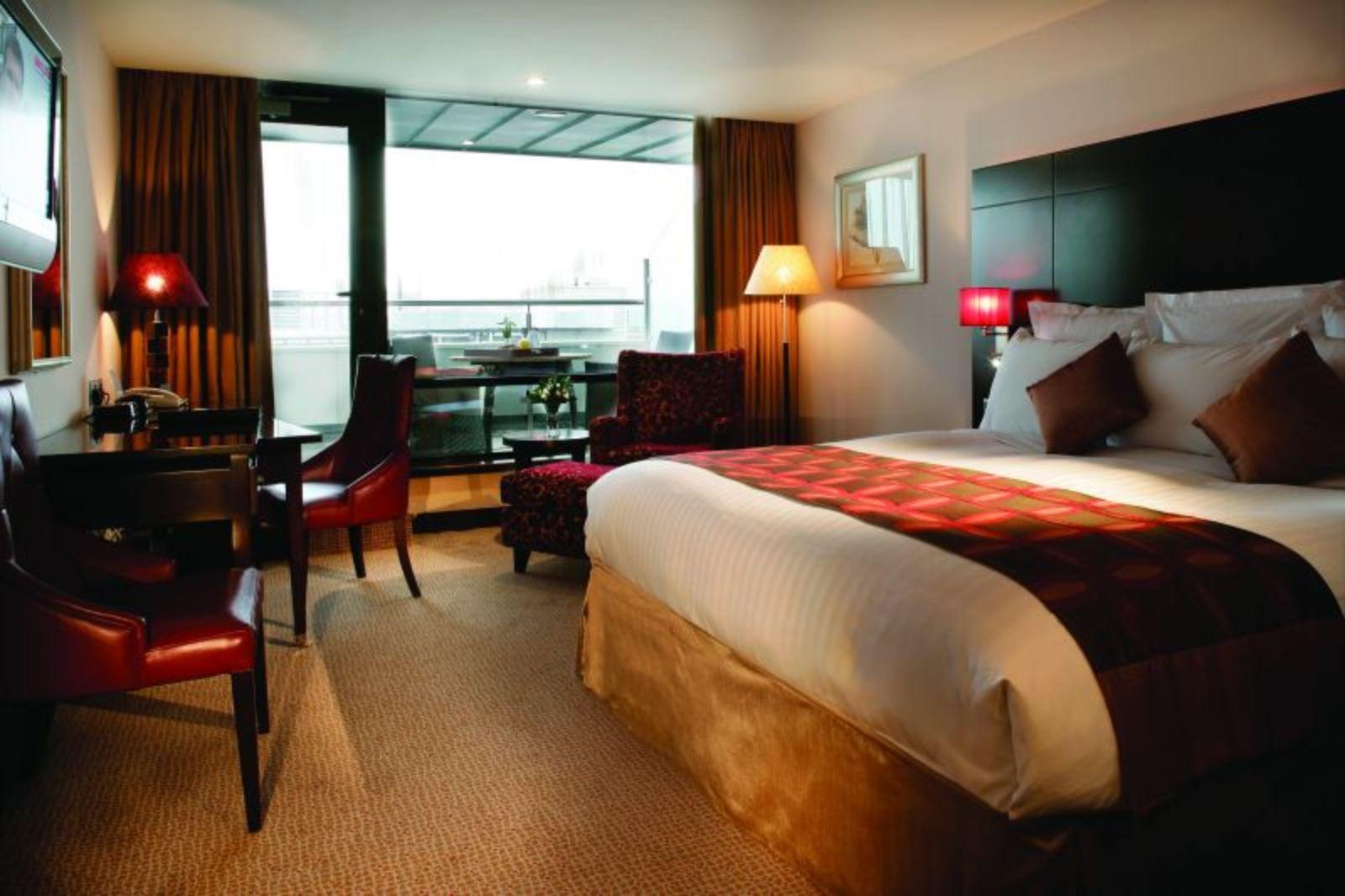 Limerick Junction The Savoy Hotel מראה חיצוני תמונה A room at the hotel